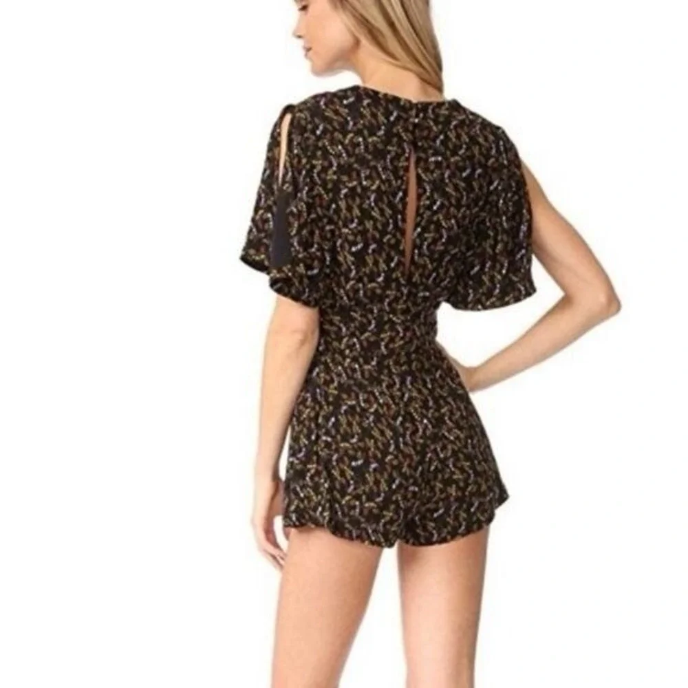 Free People Floral Print Romper Deep V Neck Mini Jumpsuit Summer‎ Casual Party